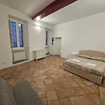 Domus Imperialis Trevi Fontis Апартаменты *