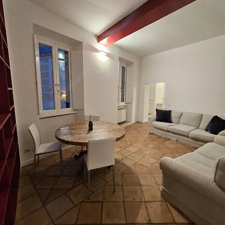 Apartment Domus Imperialis Trevi Fontis