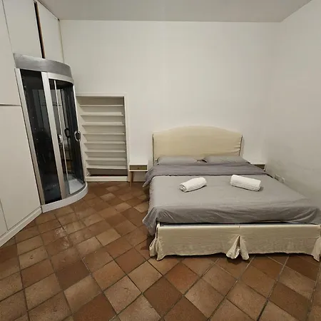 Apartment Domus Imperialis Trevi Fontis *