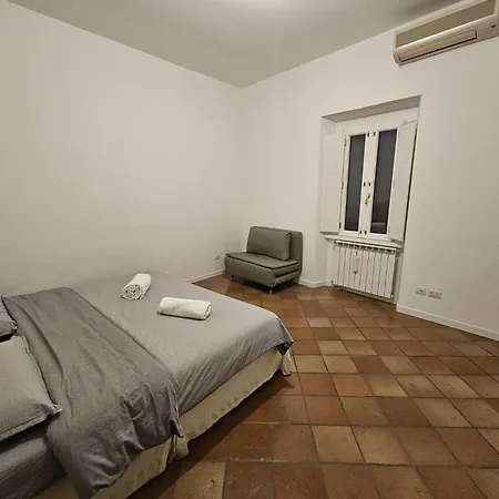 Apartment Domus Imperialis Trevi Fontis Rome
