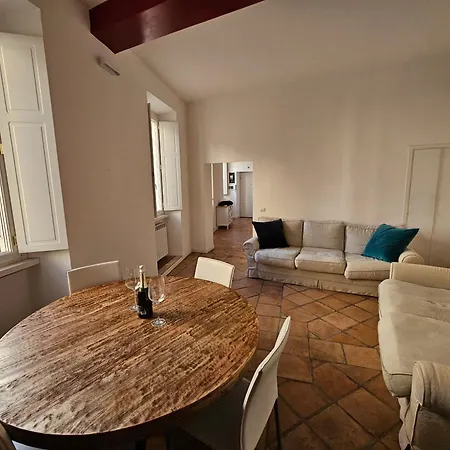 Apartamento Domus Imperialis Trevi Fontis Roma