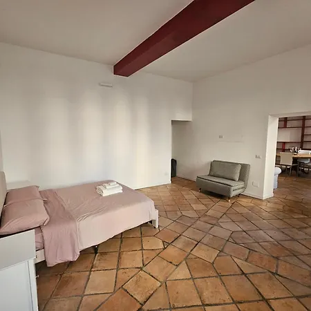 Domus Imperialis Trevi Fontis Roma